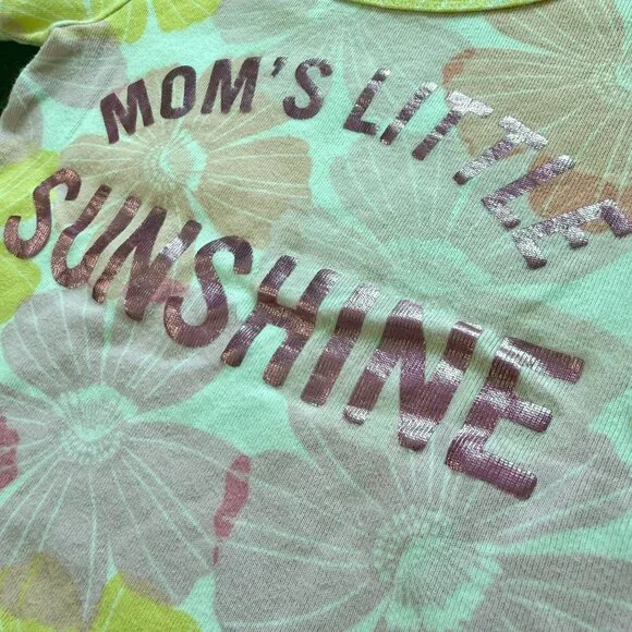 Girls 2T Mom's Little Sunshine Matching Short Sleeve and Shorts Children's Place - Picture 2 of 4